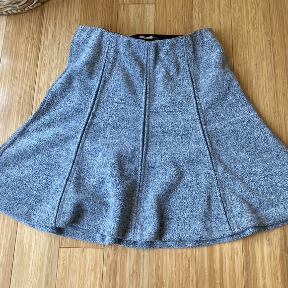 LOFT grey skirt - Picture 4 of 4